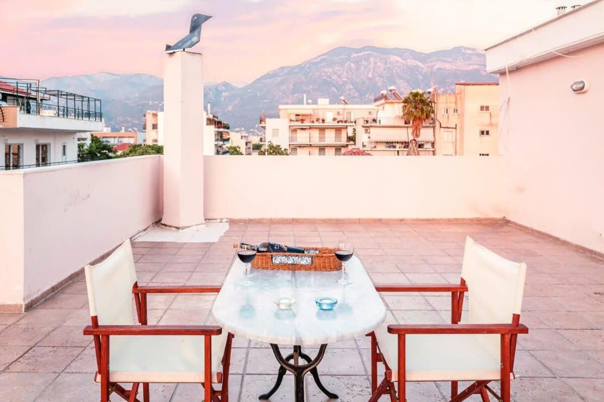 Spacious Urban Haven-Family Home, Perfect Location Καλαμάτα Εξωτερικό φωτογραφία