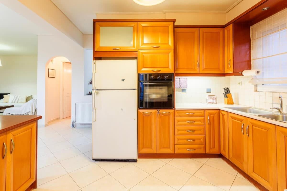 Spacious Urban Haven-Family Home, Perfect Location Καλαμάτα Εξωτερικό φωτογραφία