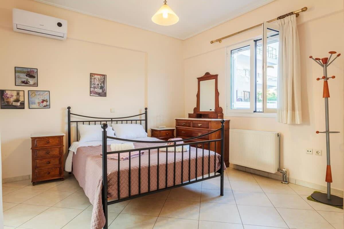 Spacious Urban Haven-Family Home, Perfect Location Καλαμάτα Εξωτερικό φωτογραφία