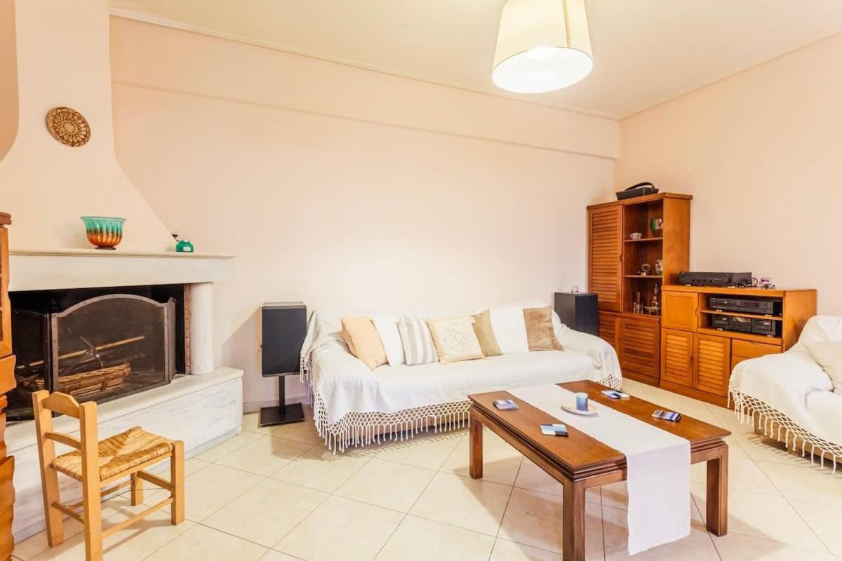Spacious Urban Haven-Family Home, Perfect Location Καλαμάτα Εξωτερικό φωτογραφία