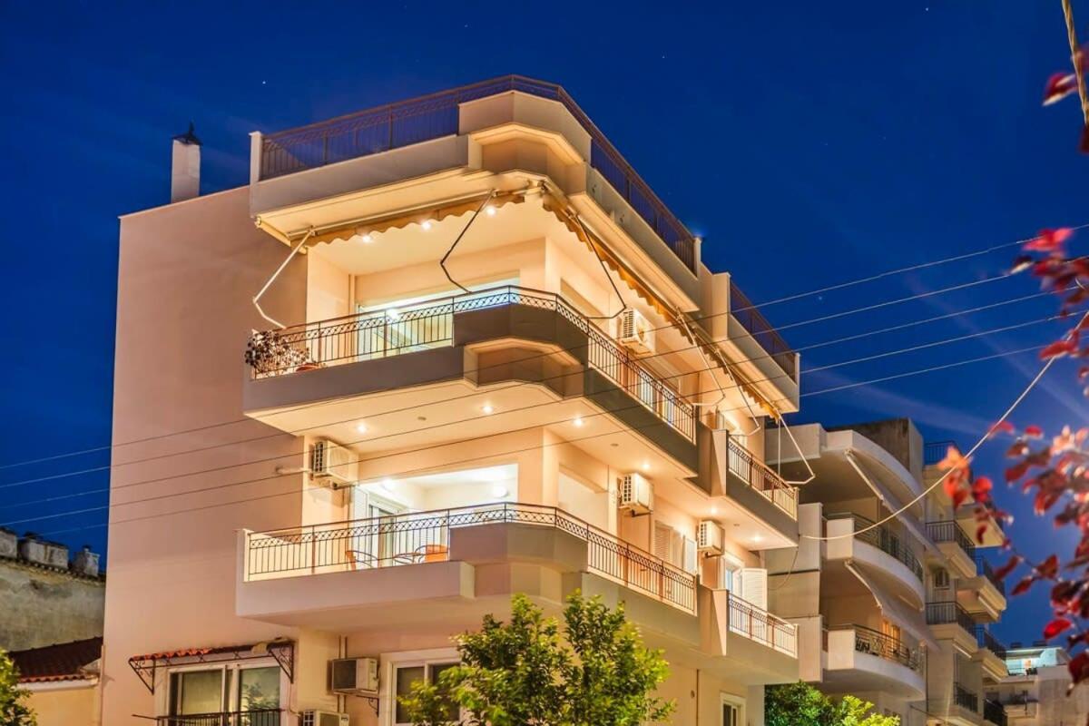 Spacious Urban Haven-Family Home, Perfect Location Καλαμάτα Εξωτερικό φωτογραφία